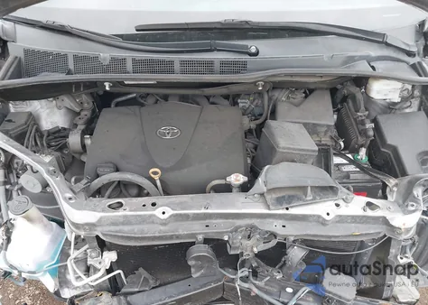 2018 Toyota Sienna Le 8 Passenger из США, поврежденный, VIN 5TDKZ3DC5JS942080